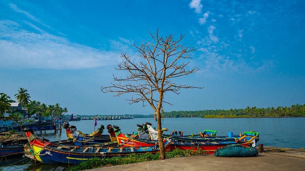 Padinjarekkara Beach: Tranquil Shores in Malappuram