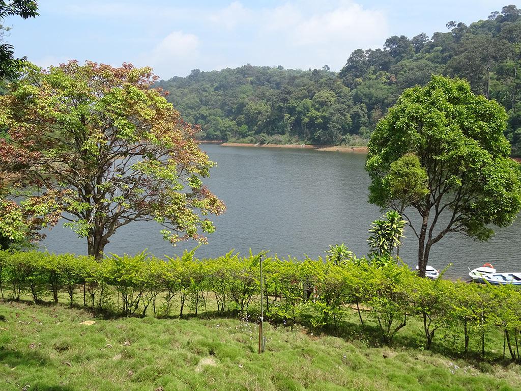 Pamba Reservoir and boating at Gavi | Gavi