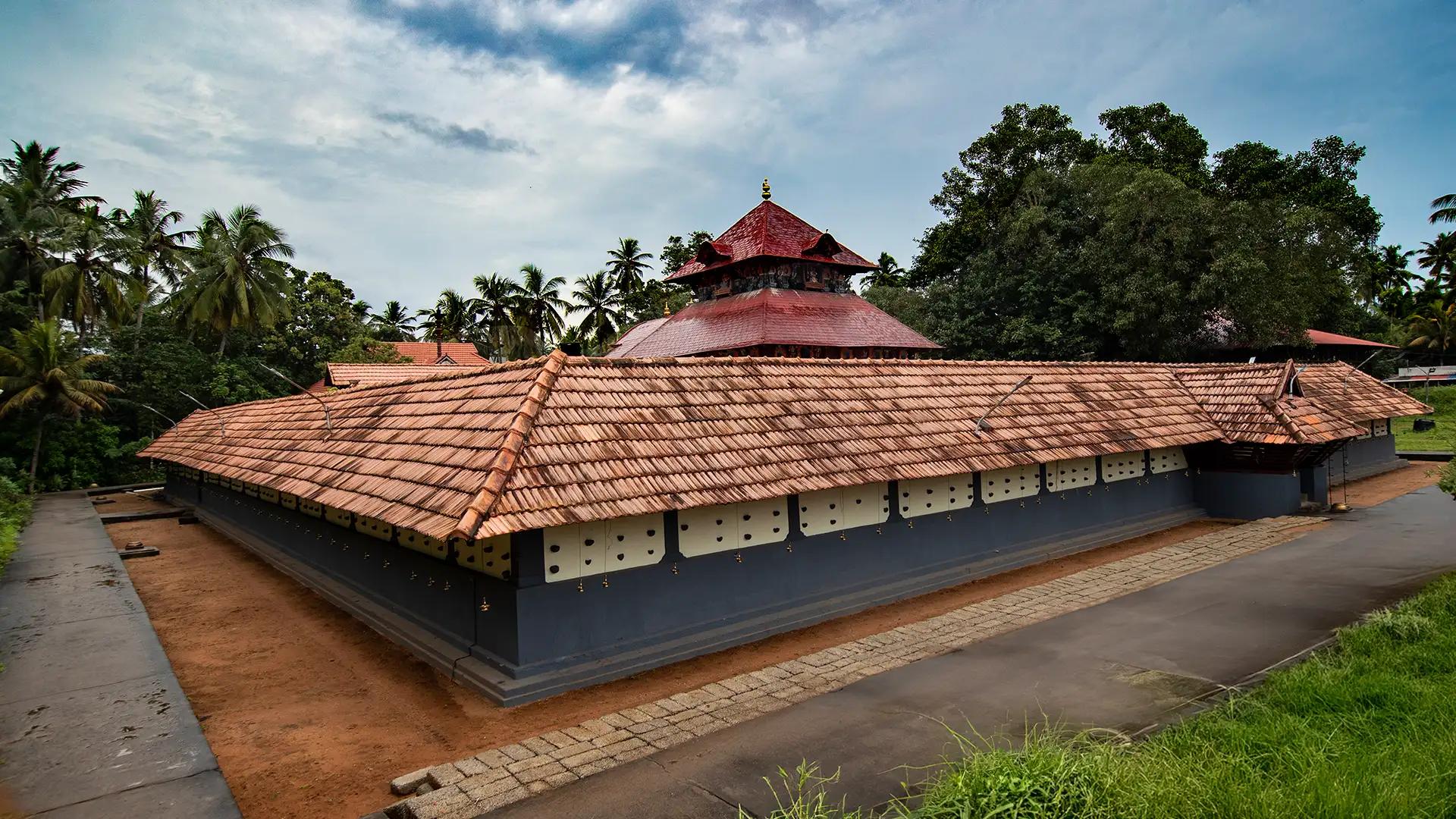 Kazhakuttom Sree Mahadeva Temple