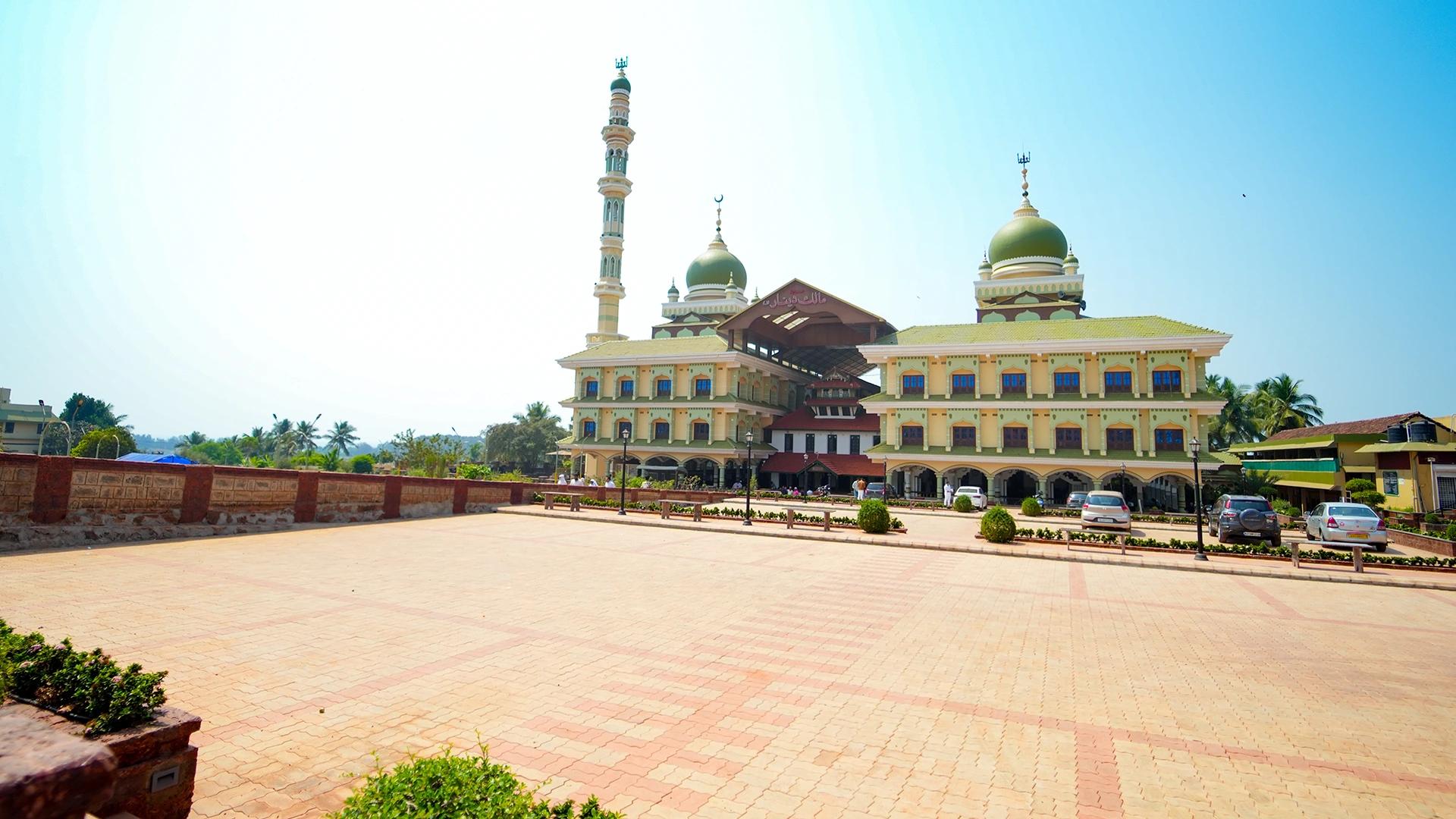 Malik Dinar Mosque