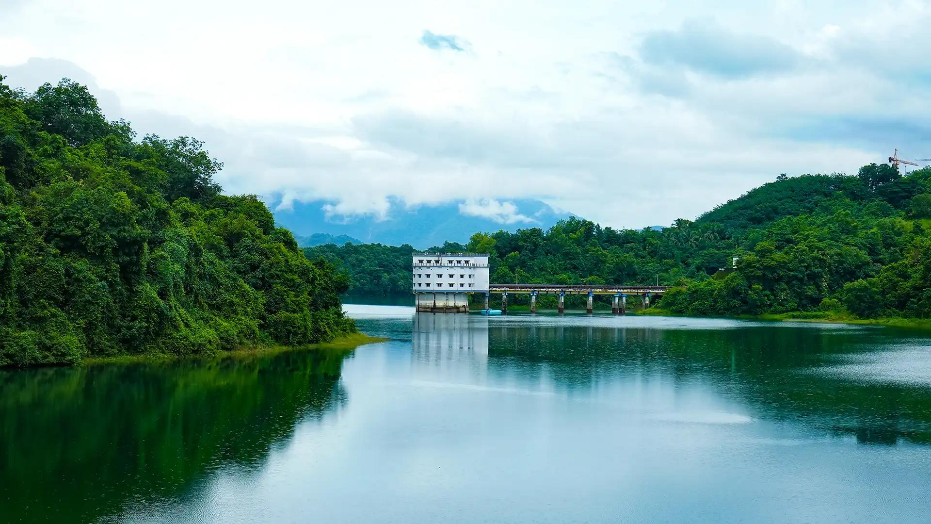 Peruvannamuzhi Dam