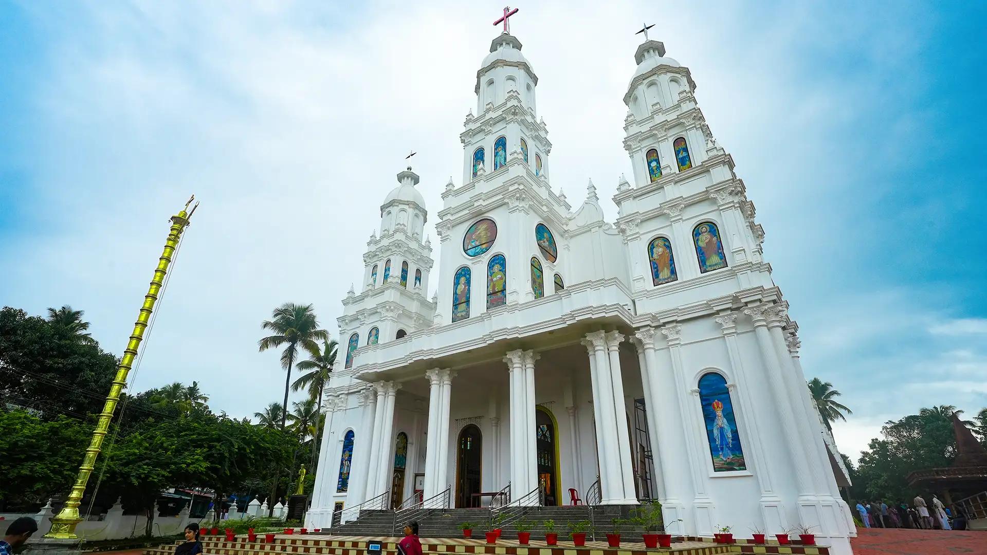 Sampaloor Church