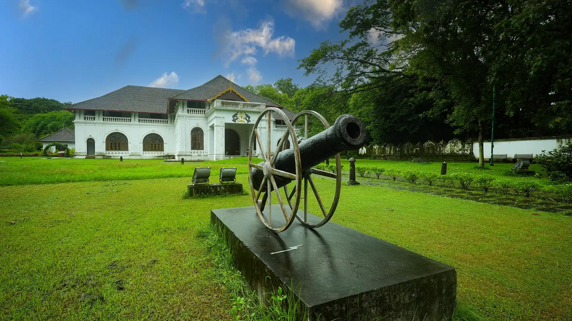 Shakthan Thampuran Palace