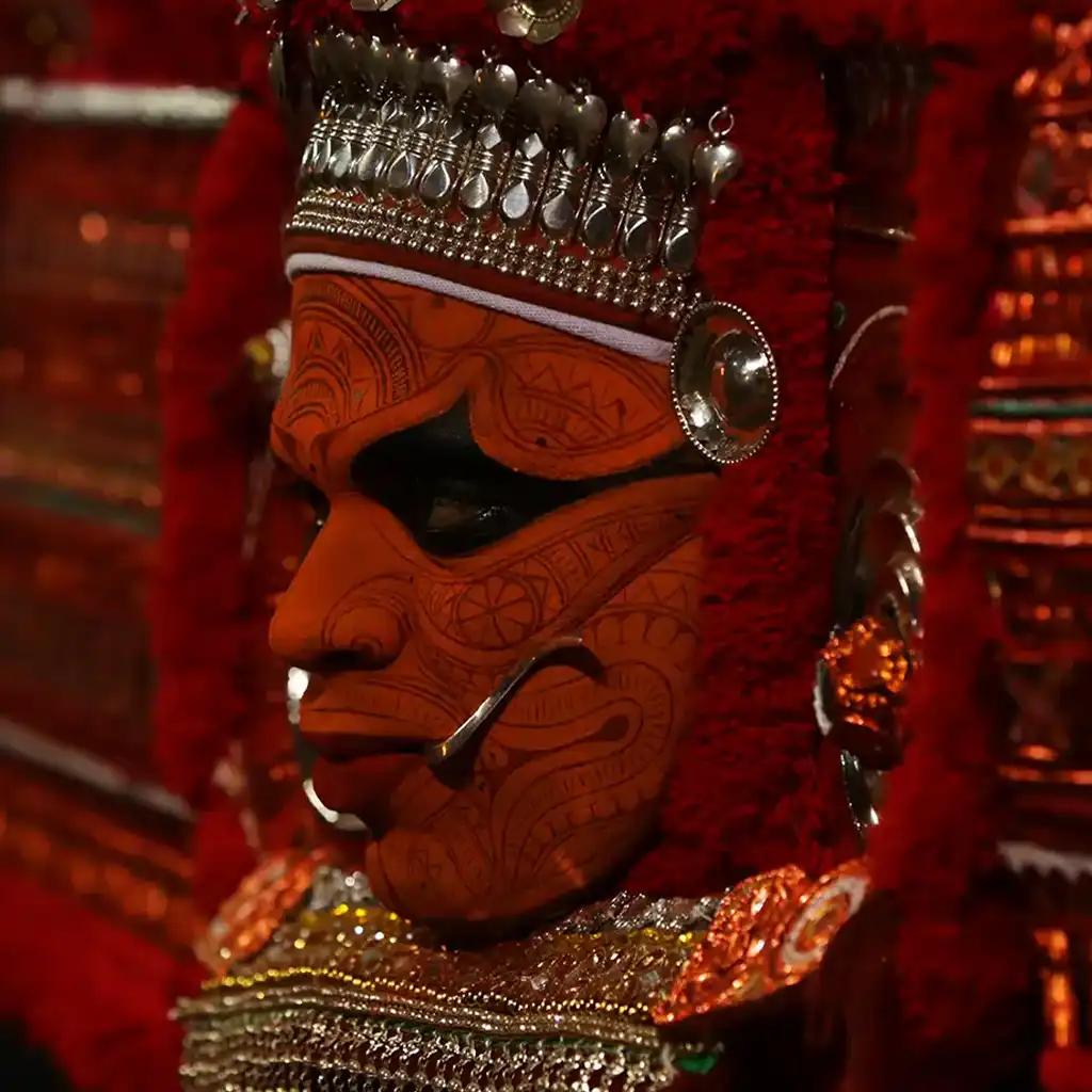 Kuttikkol Thampuratti Theyyam