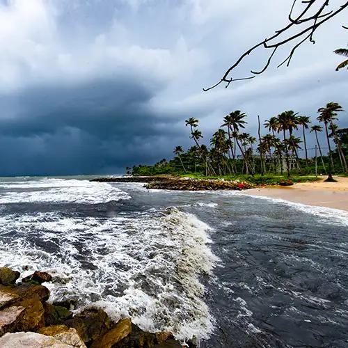 Thirumullavaram Beach