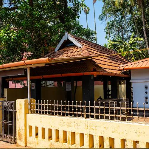 Trikandiyur Shiva Temple