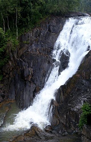 Kanthanpara Waterfalls