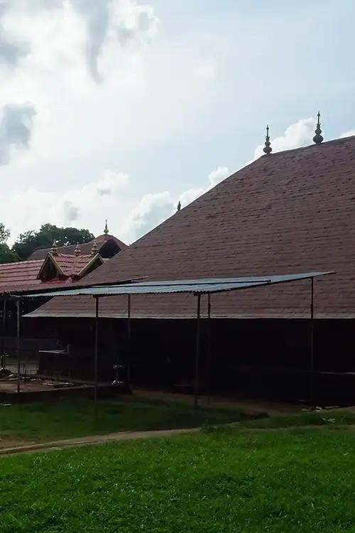 Koothambalam, Kidangoor Subrahmanya Temple