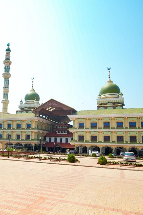 Malik Dinar Mosque