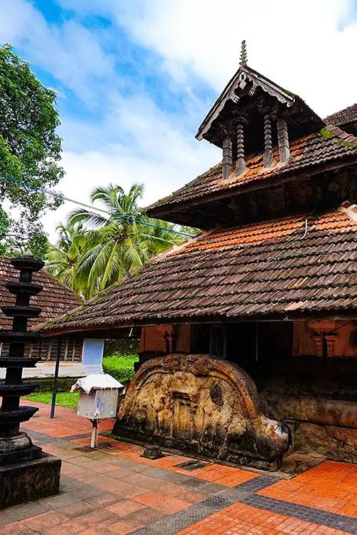 Ongallur Taliyil Shiva Temple