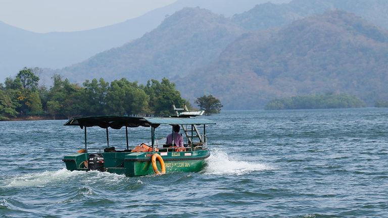 Boating at Thenmala Dam | Thenmala - Shenduruny