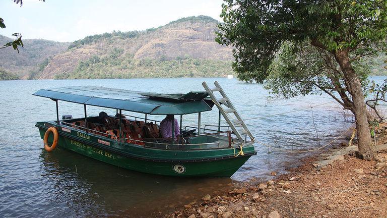 Boating in Shenduruny River | Thenmala - Shenduruny