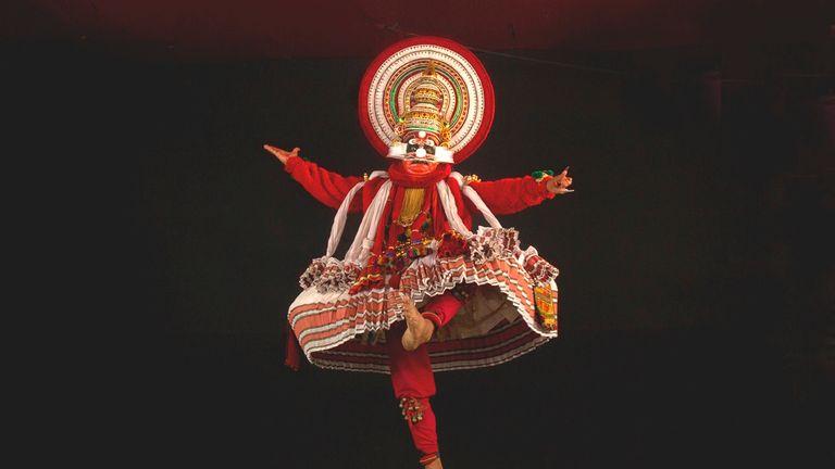 Chuvanna thadi - a kathakali make-up