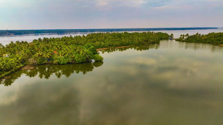 Perumbalam Island, Alappuzha