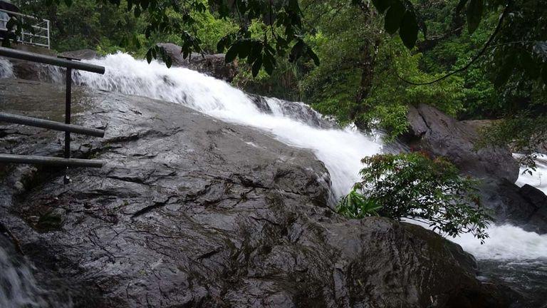 Streams of Meenmutty, Banasura | Banasurasagar dam