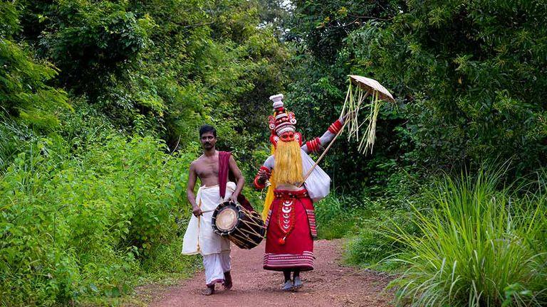 Onapottan- A unique Folk Art Character