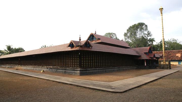 Kaviyoor Mahadeva Temple at Pathanamthitta 