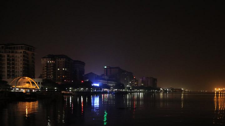 Marine Drive - a popular hangout in Kochi, Ernakulam 