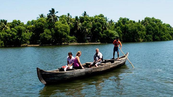 Ponnumthuruthu Island near Varkala, Thiruvananthapuram, 