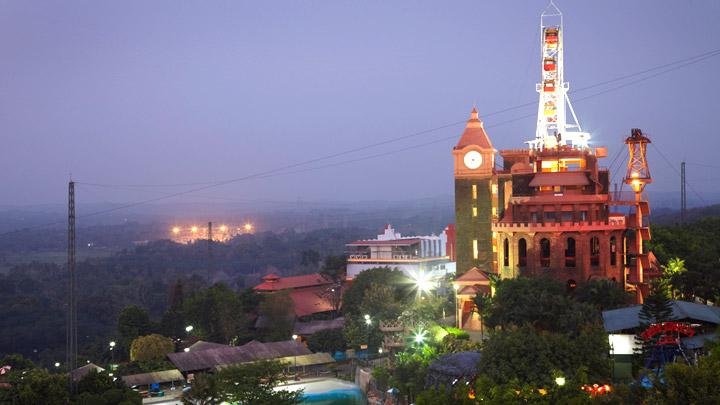 Wonderla Amusement Park at Kochi, Ernakulam 